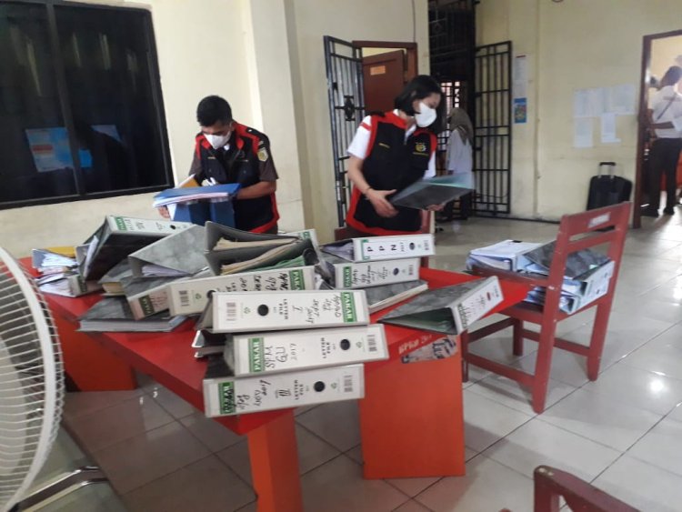 Penyidik Kejari Sibolga Geledah Kantor BPBD Sibolga, terkait Dugaan Korupsi Pengadaan Makanan Petugas Posko