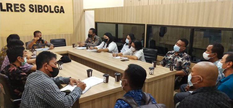 FORKOPIMDA Gelar Rapat Atasi Kelangkaan BBM, & Antrian Jelang kenaikan Harga  