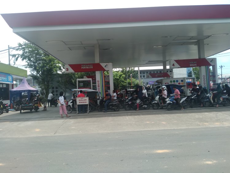 BBM Naik, Nelayan sulit Peroleh BBM, SPBU Sibolga Tidak Layani Nelayan, Ternyata Rekom DKP Hanya 1 hari