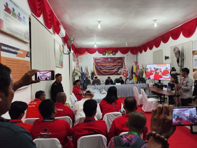 KPU Tapteng "Tolak" Berkas Pendaftaran Pasangan Bakal Calon Masinton-Mahmud 