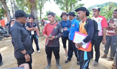 Bupati Tapteng Kunjungi Posko, Pastikan Proses Belajar di Pengungsian Dilaksanakan 5 Januari  2026